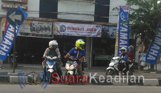 Bukaan Media Jalan Di Pertigaan Bugangin, Rawan Laka Lantas