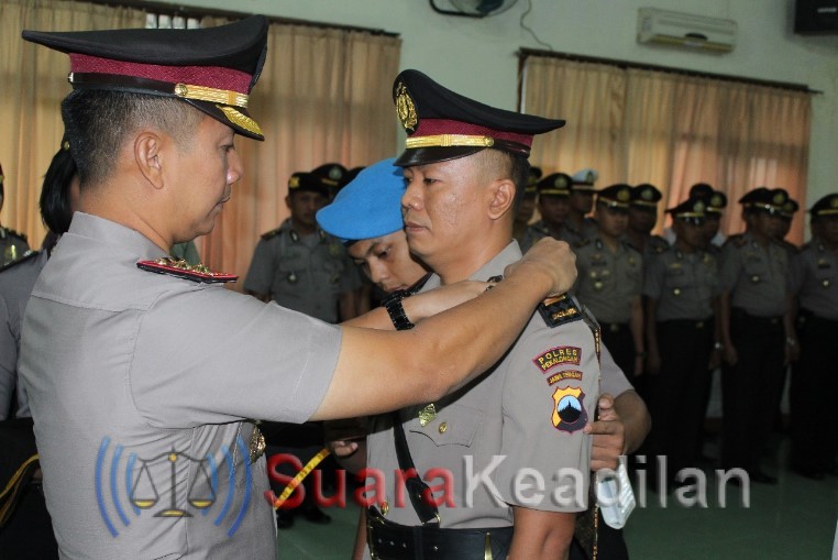 Kapolres Pekalongan Pimpin Upacara Sertijab Kapolsek Talun Dan Petungkriono