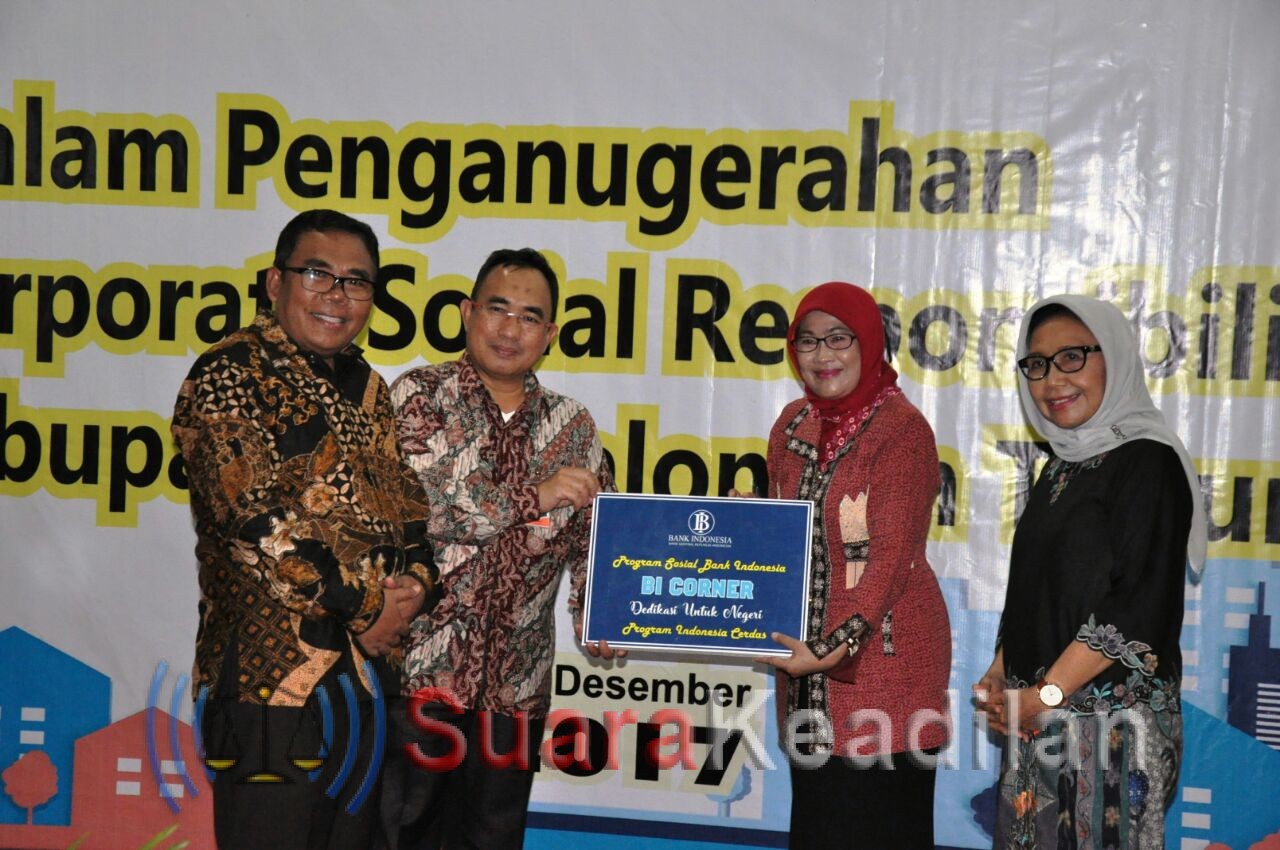 PEMKAB. PEKALONGAN BERIKAN CSR AWARDS