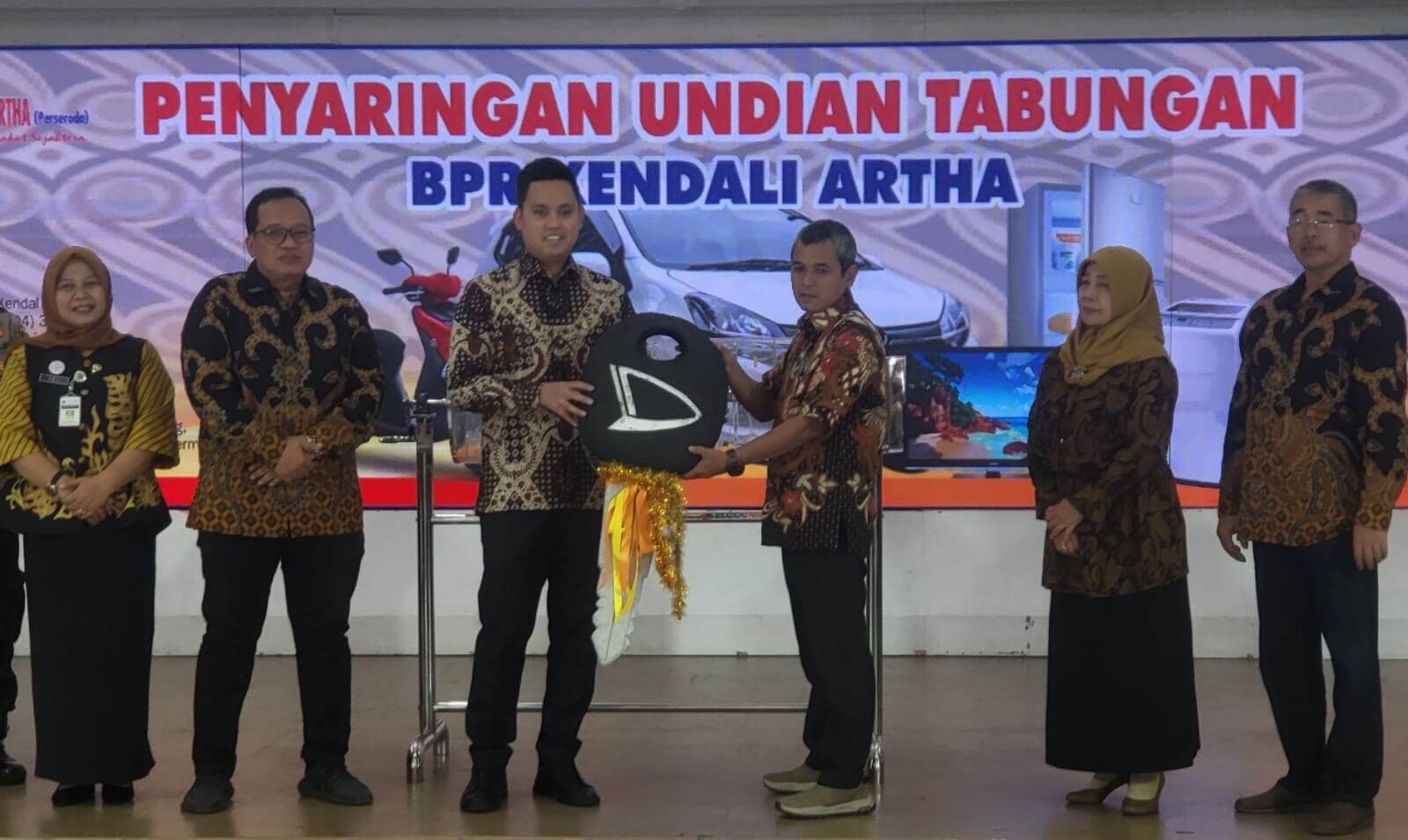 Bupati Dico Minta BUMD Jadi Pendorong Ekonomi Masyarakat
