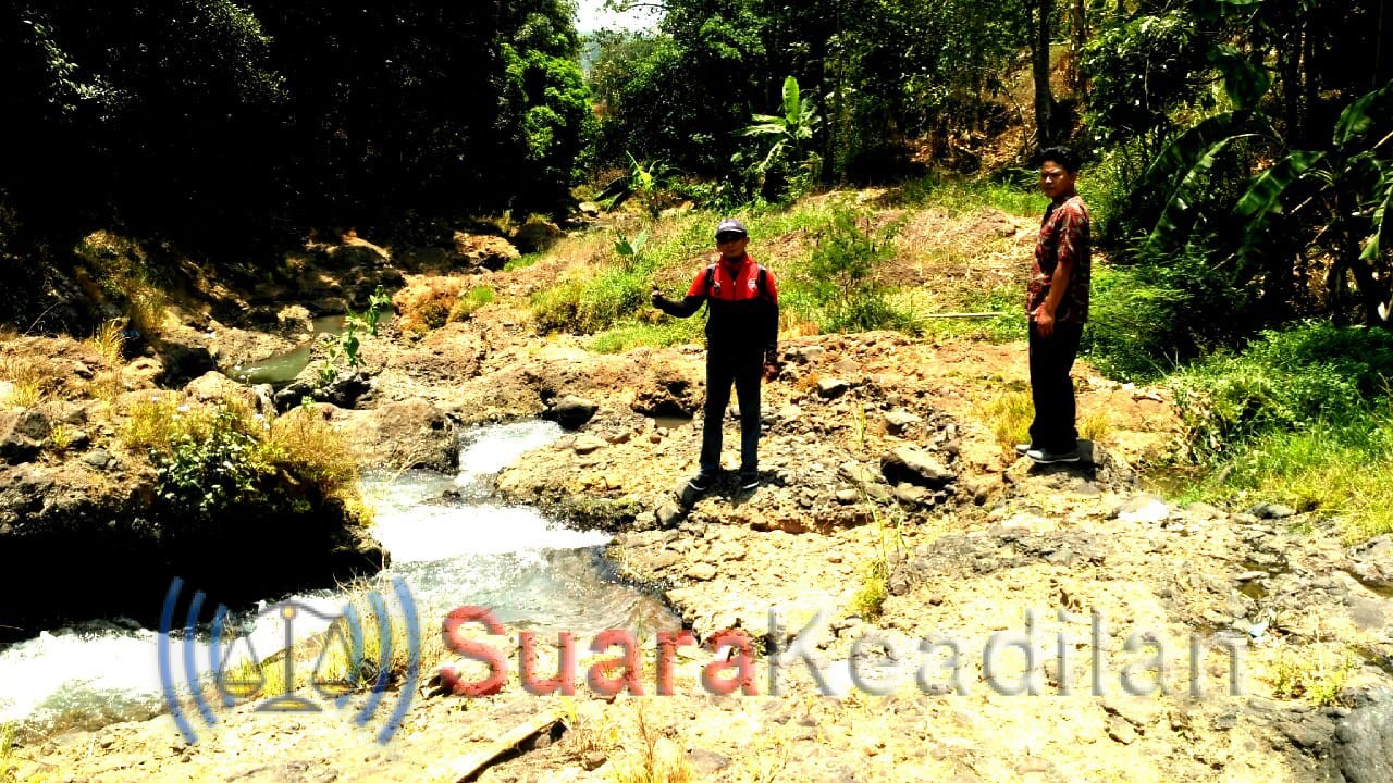Curug Cliring Land Mark Desa Wisata Tambahrejo
