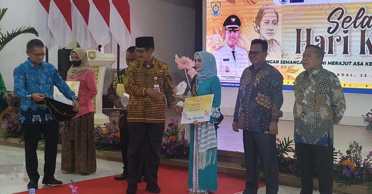 Niken Terpilih Gender Champions Bidang Politik, Ali Bidang Generasi Milenial, Mastur Bidang Ekonomi Dan Saroji Bidanng Hukum