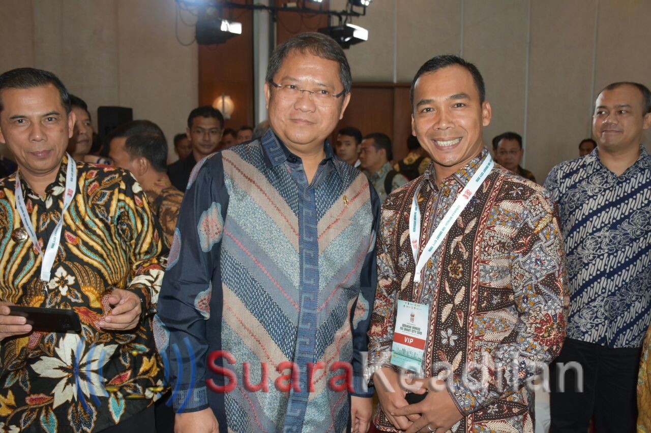 Wihaji Teken MoU Gerakan Menuju 100 Smart City