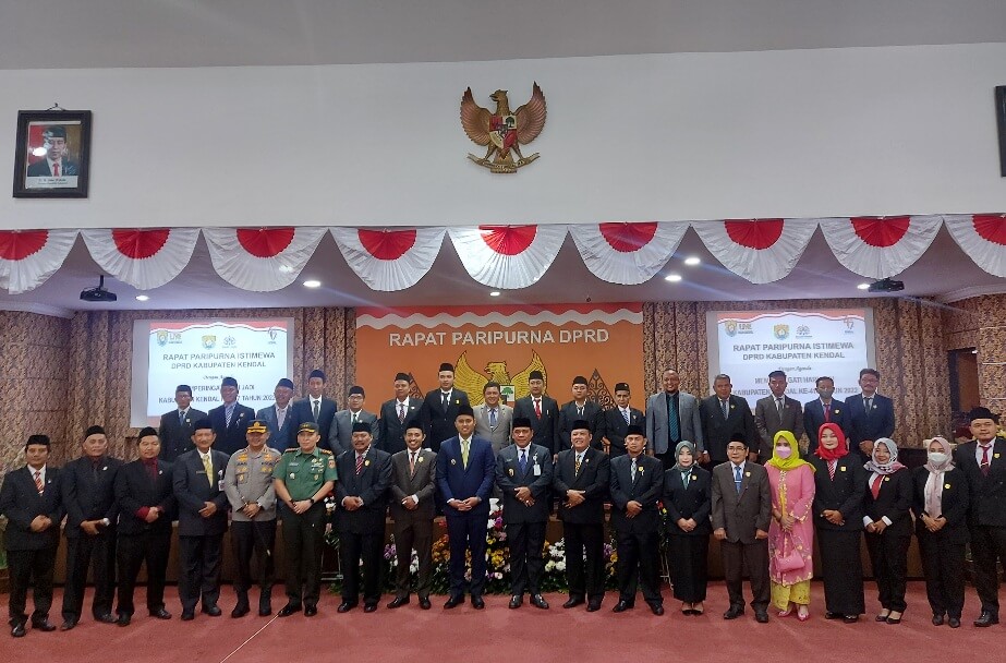 Bupati – Ketua DPRD Ajak Masyarakat Berikan Karya Terbaik Untuk Majukan Kendal 