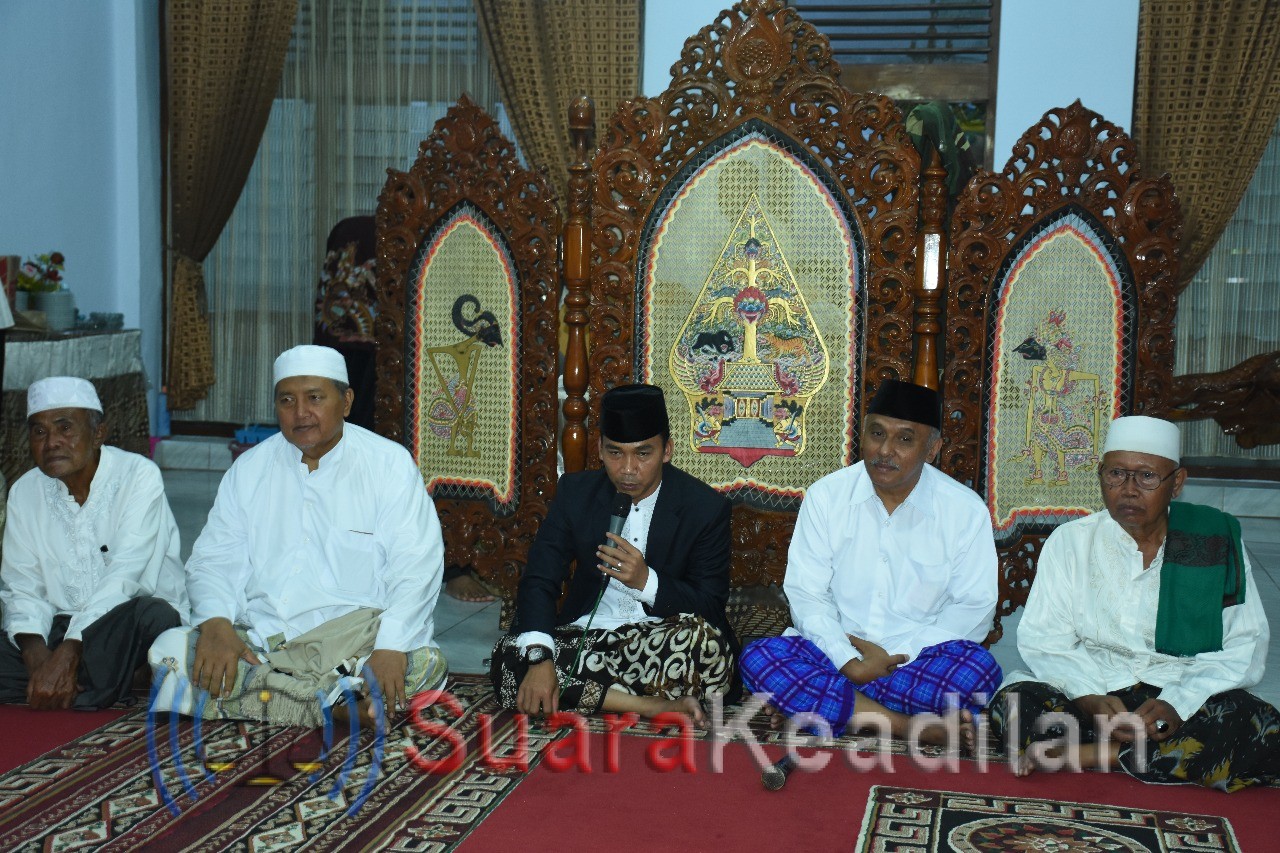 Rois Syuriah MWC NU Batang Larang Takbir Keliling