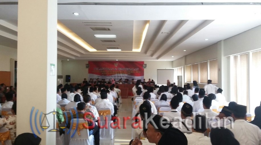 Anggota Panwaslu Kelurahan, Desa Wilayah Pantura Pemalang Dilantik dan Disumpah