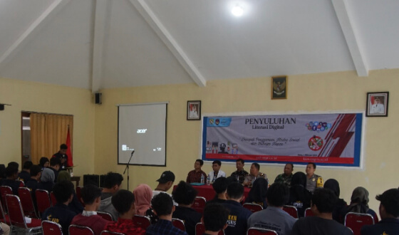 KKN UPGRIS Gelar Penyuluan Literasi digital Tentang Media Sosial dan Bahaya Napza
