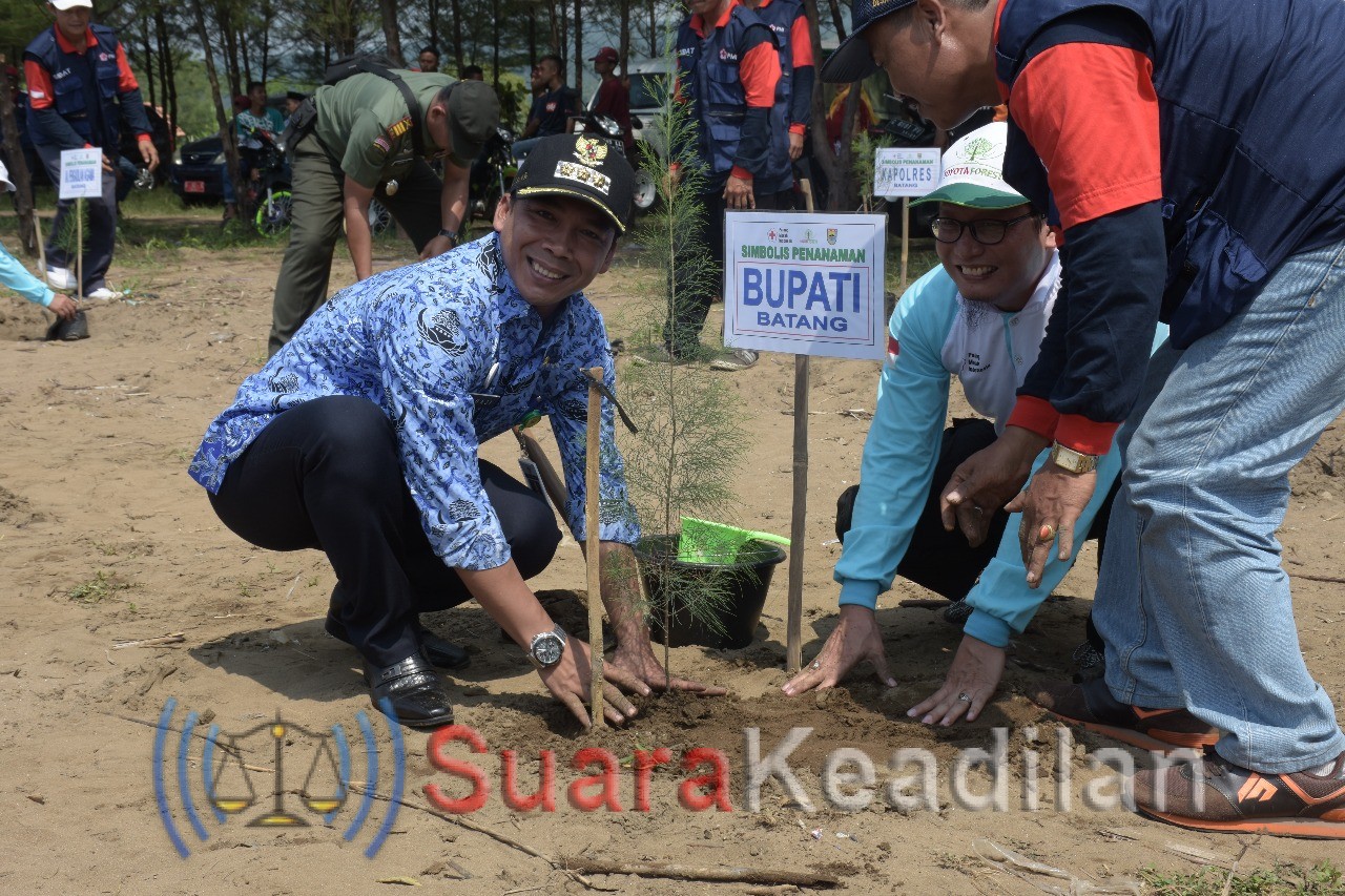 Destinasi Wisata Kuripan beach Serta Tempat Konservasi