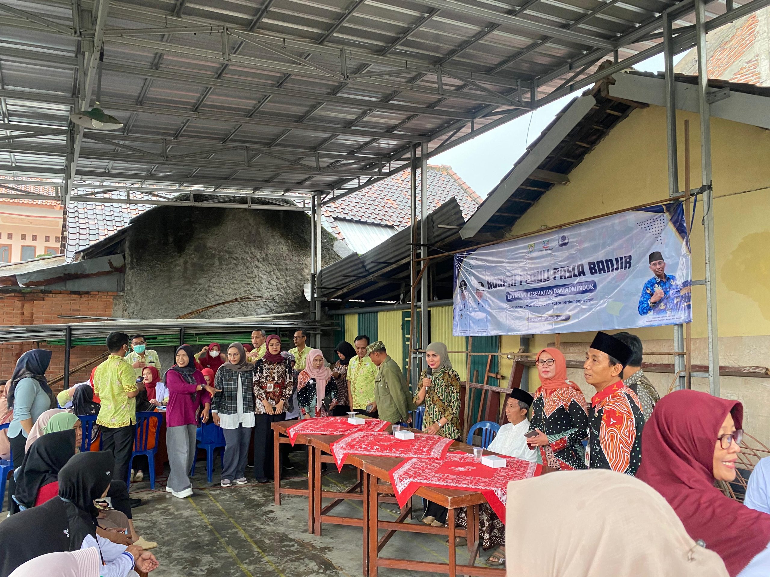 Pemkab Kendal Gelar Pengobatan Gratis Untuk Warga Korban Banjir