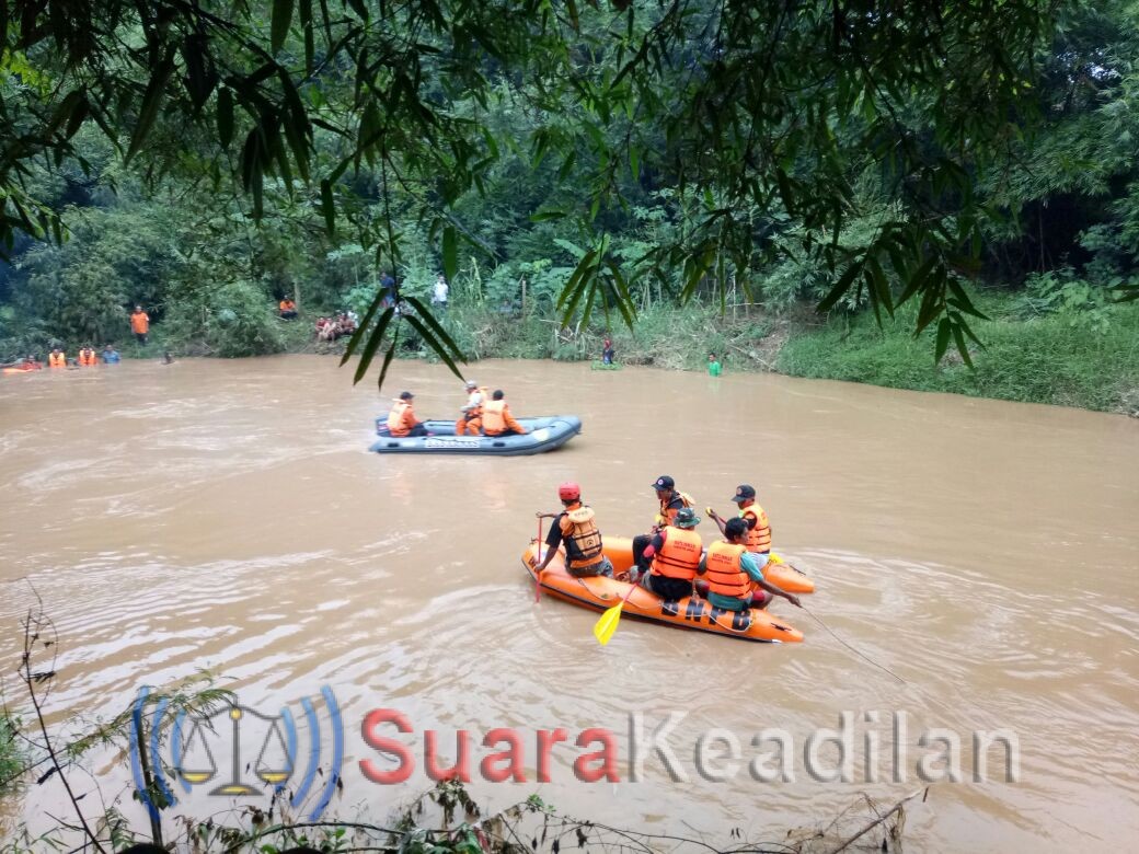 4 bocah mandi di sungai 1 hanyut tenggelam terbawa arus sungai belum ditemukan