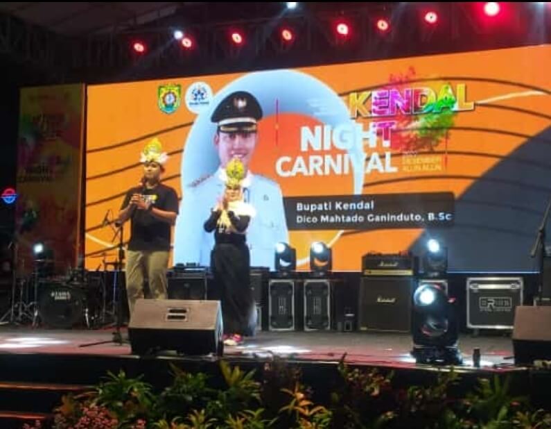 Kendal Night Carnival Disaksikan Puluhan Ribu Masyarakat