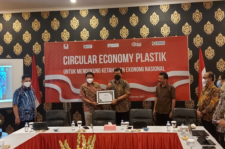 Daur Ulang Plastik Bisa Jadi Alternatif Bisnis Di Tengah Pandemi Covid-19
