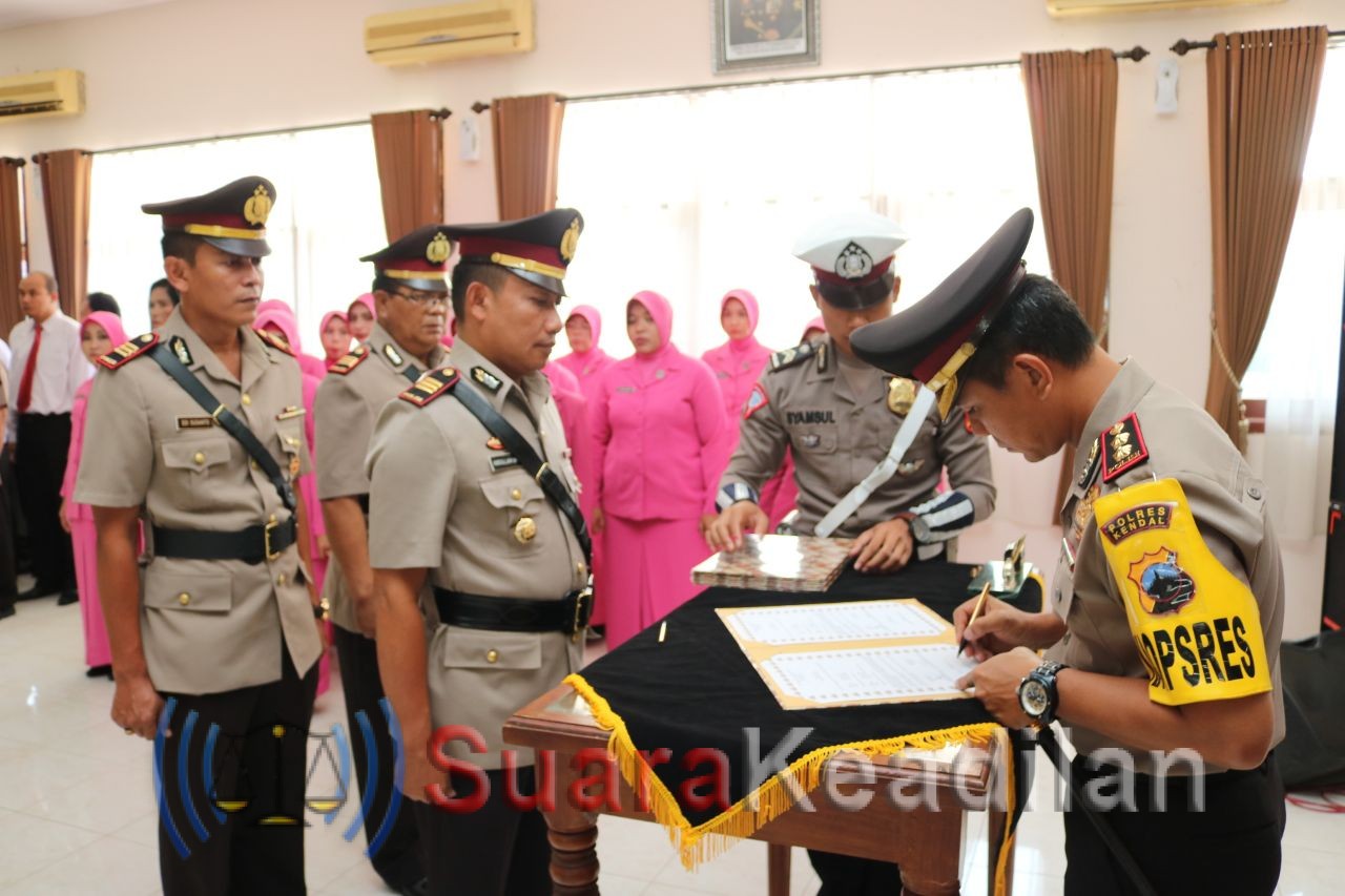 Kapolres Kendal Mutasi 3 Kapolsek