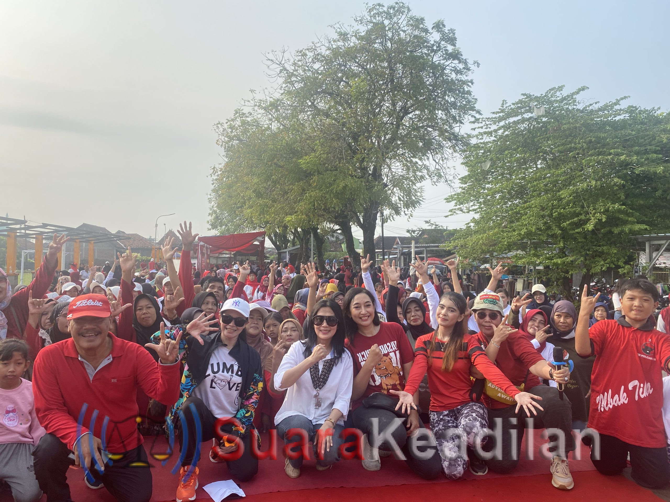 Emak-Emak Gruduk Kandang Banteng GSC, Lokasi Senam Bareng Mbak Tika