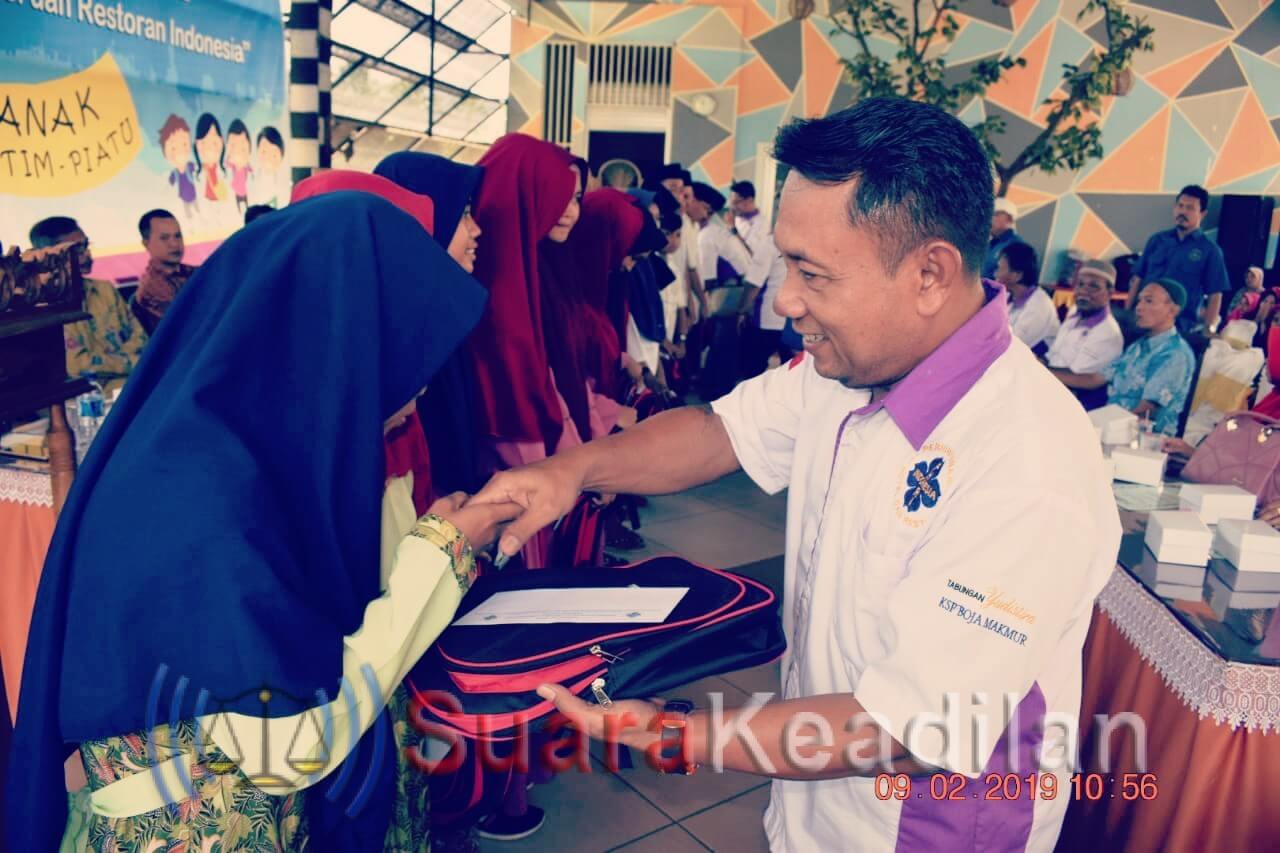 Bersyukur Ala PHRI Kendal, Santuni 120 Anak Yatim Di HUT Ke-50