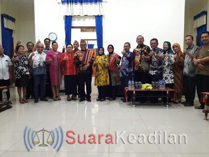 Bupati Manggarai Barat NTT Berharap Asip Kholbihi Mentrasnformasi Keahlian Membatik dan UMKM Pekalongan