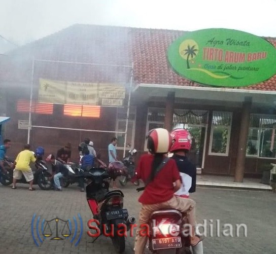 Cafe Tirto Arum Baru Terbakar, Pengunjung Panik Berlarian Selamatkan Diri