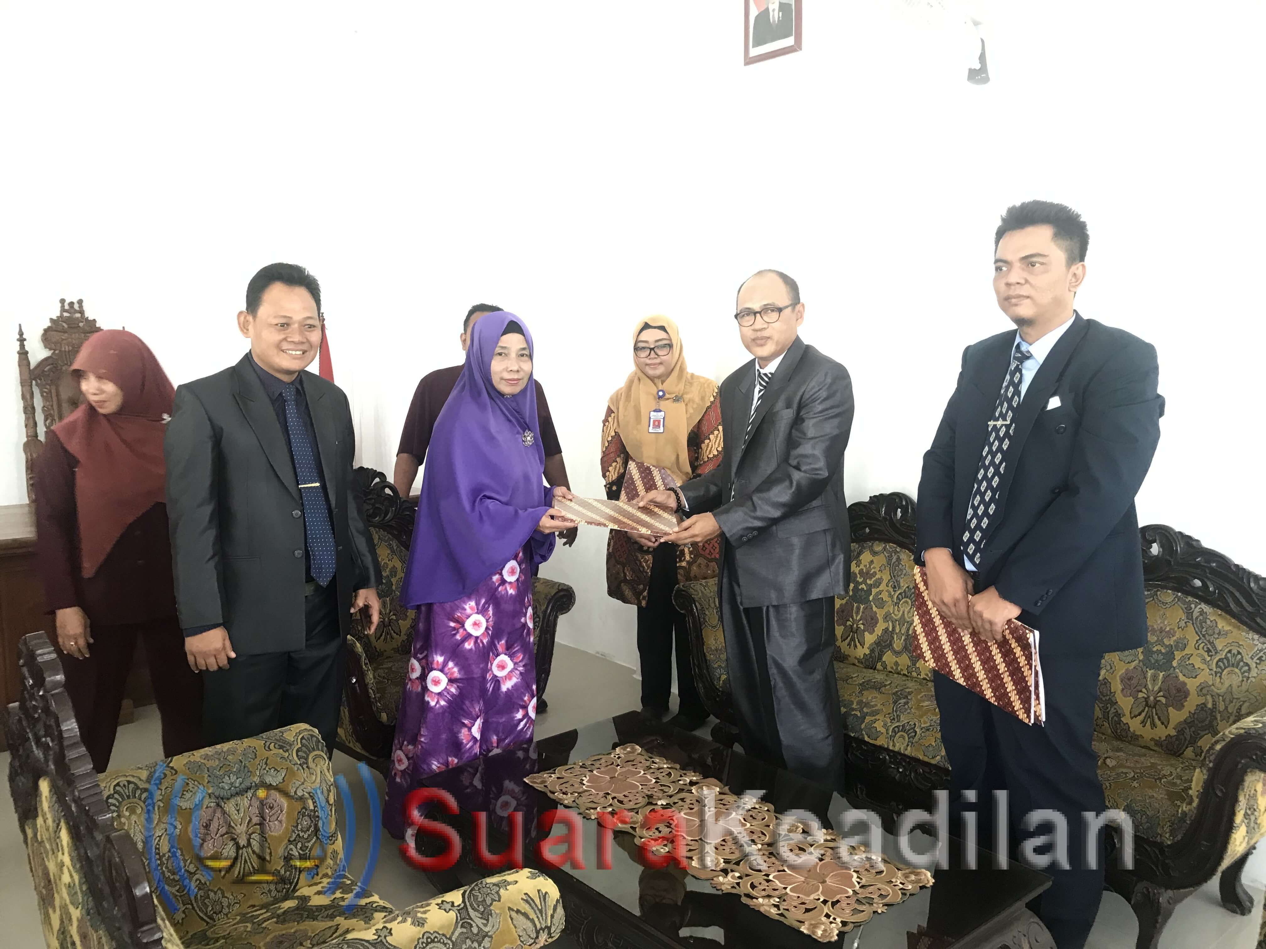 Peradi Kendal-UNISS MoU Advokasi Hukum