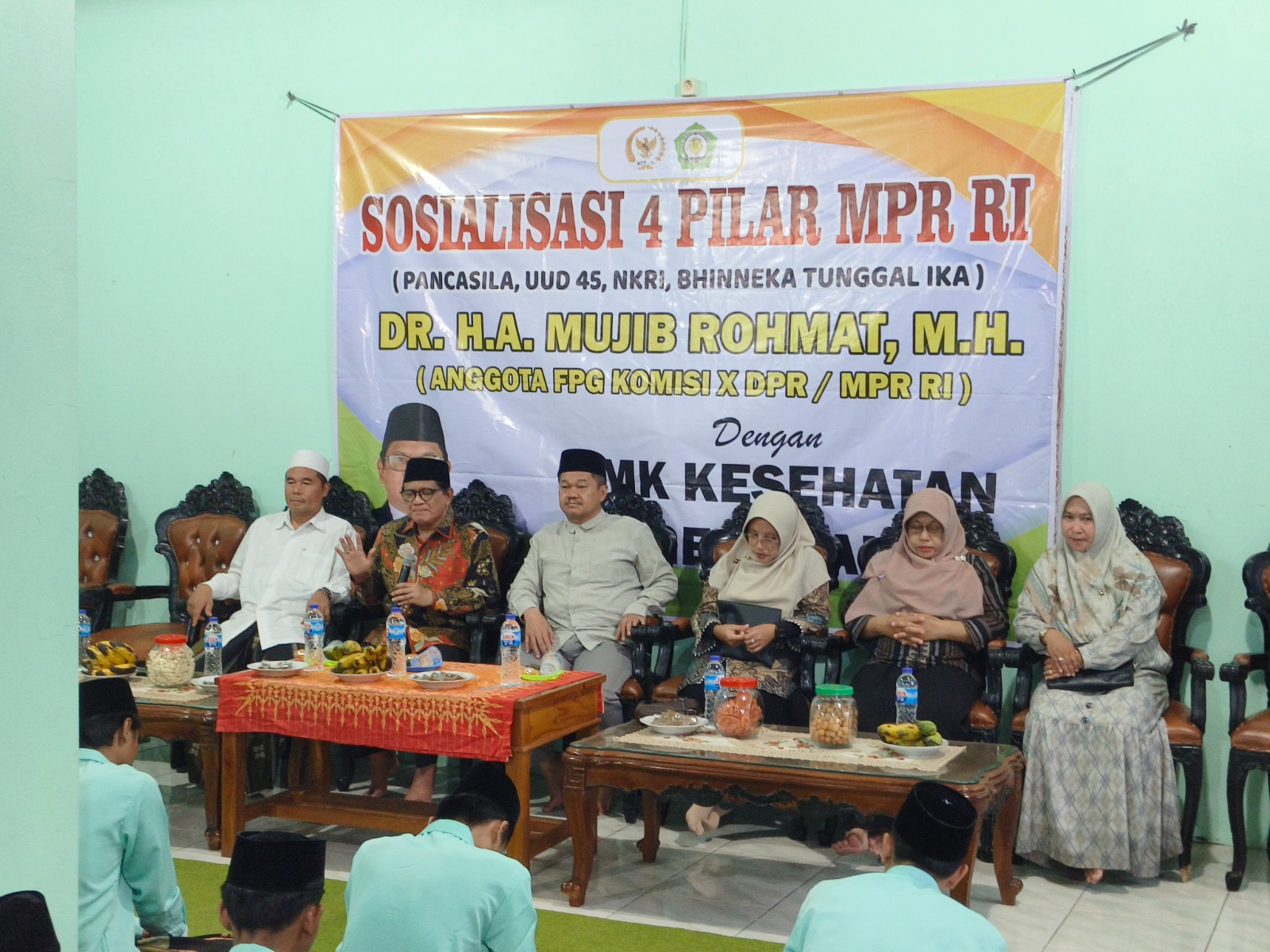Santri Hingga Pengurus Ponpes Gubugan Diminta Implementasikan Empat Pilar Kebangsaan
