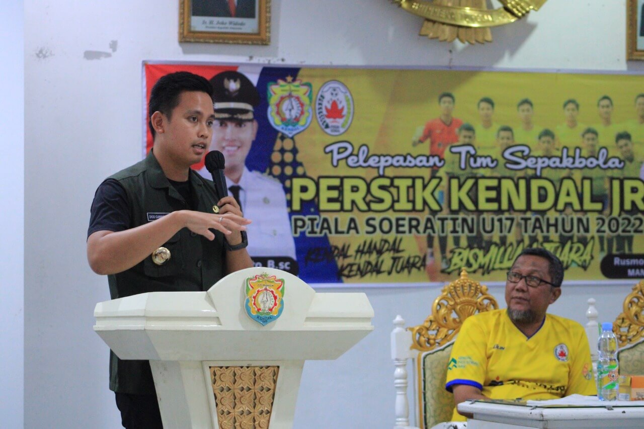 Lepas Persik Kendal Junior, Bupati Do’akan Anak-Anak Jadi Pemain Profesional