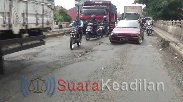Jembatan Sambong Jalur Pantura Rusak Tak Kunjung Diperbaiki