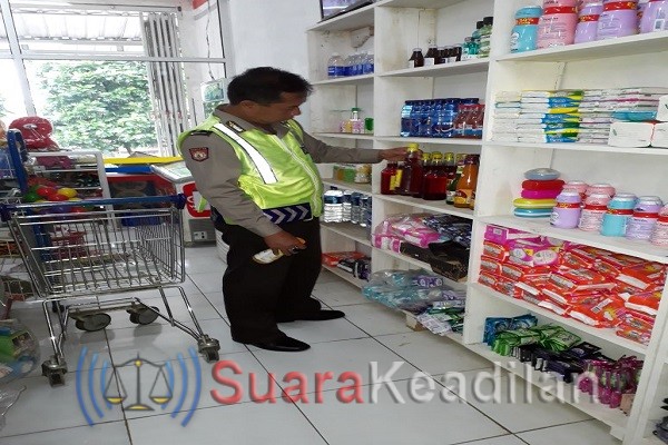 Jelang Ramadan, Bhabinkamtibmas Cek Toko Sembako