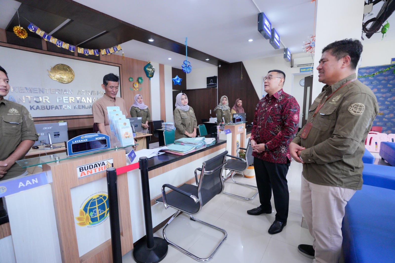 Office Tour bersama Wakil Menteri ATR/ Wakil Ketua BPN Bapak H. Ossy Dermawan di Kantor Pertanahan Kab. Kendal