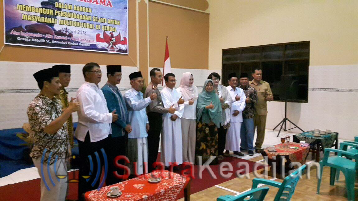 OMK Gelar Bukber Di Gereja Santo Antonius Padua