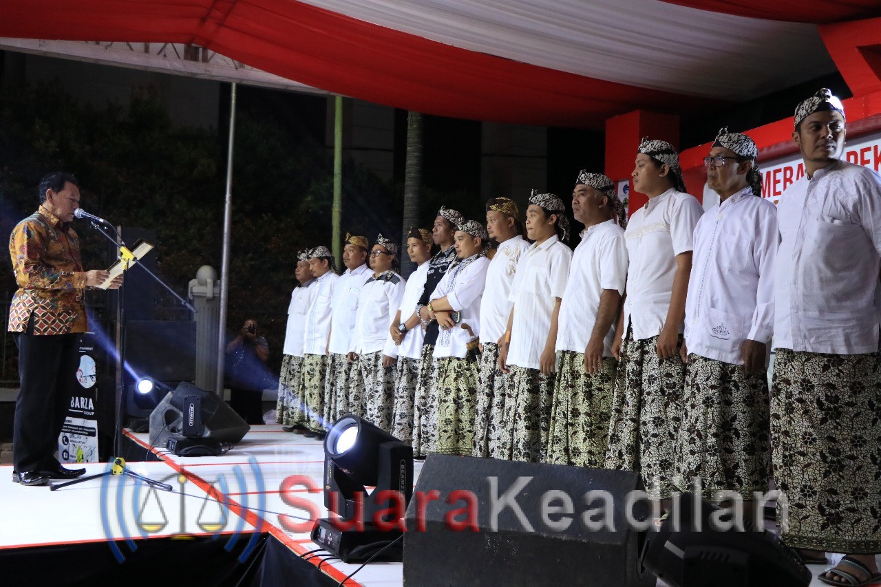 Distorsi Informasi, Walikota Kukuhkan FK-Metra