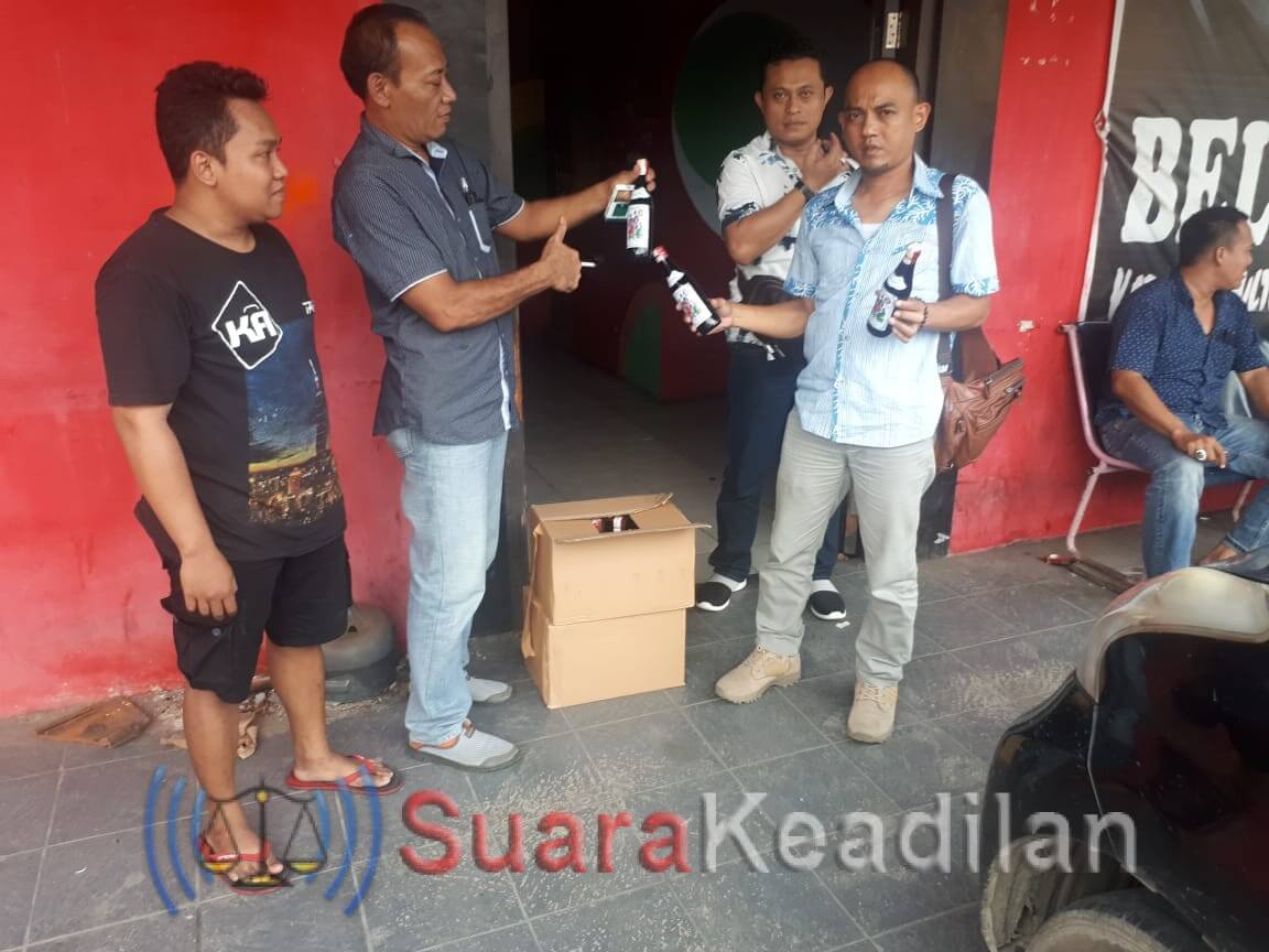 Polres Kendal Amankan Ratusan Botol Miras Dan Puluhan Jerigen oplosan Ciu