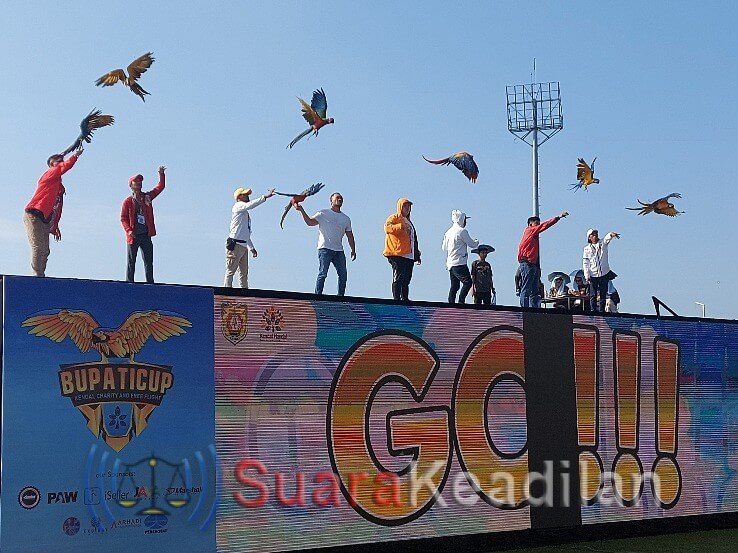 Lomba Burung Macaw Jadi Ajang Promosi Wisata Pemkab Kendal