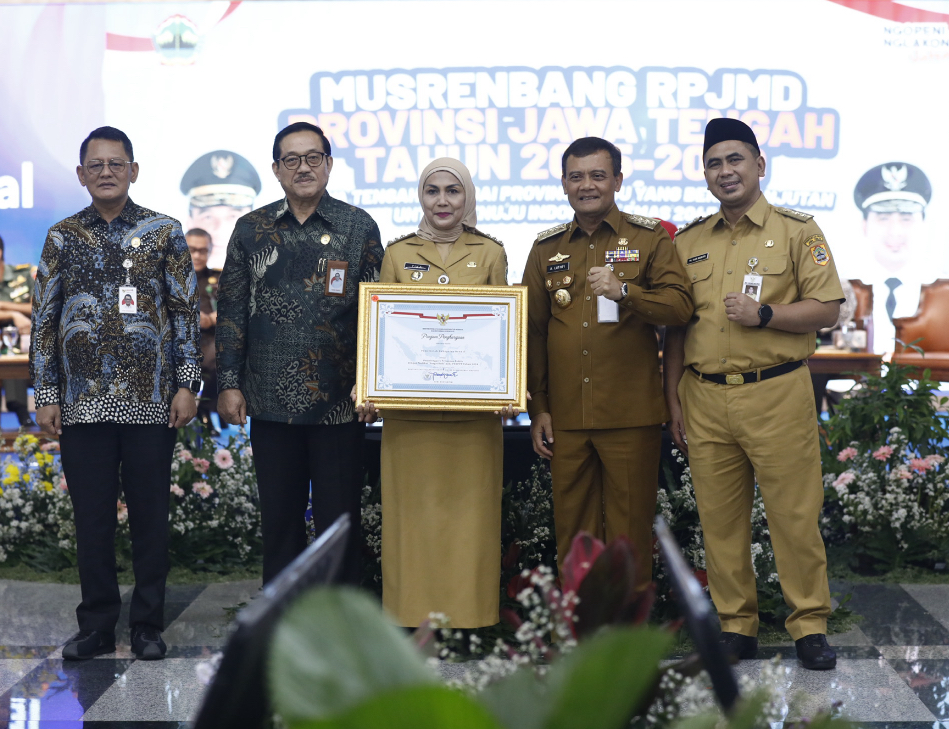 Keren, Pemkab Kendal Sabet 3 Penghargaan dari Kemenpan RB