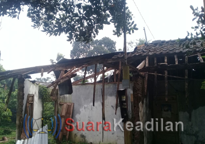 Disapu Puting Beliung, 8 Ruma Rusak 1 Roboh