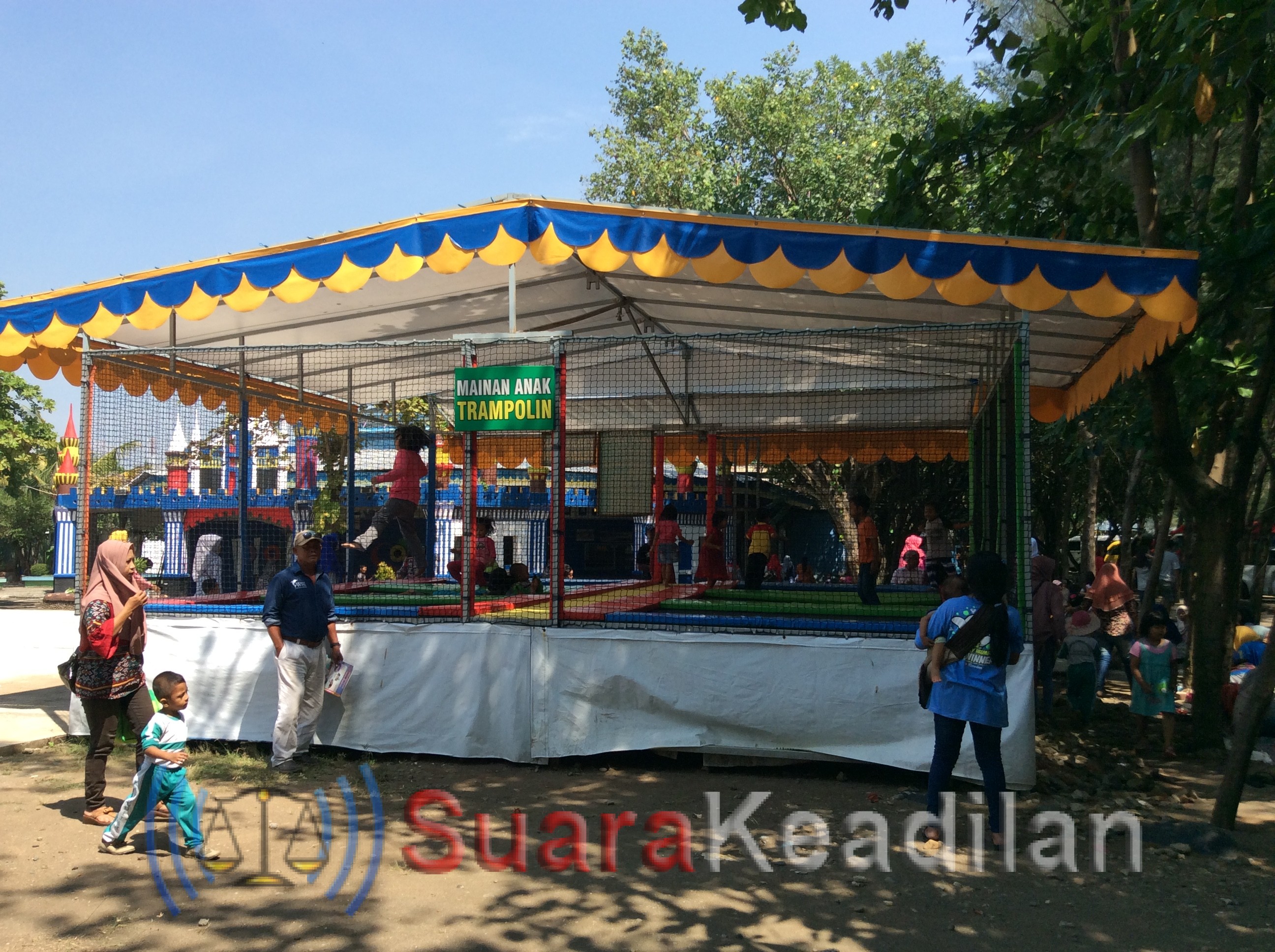 Liburan Lebaran Pantai Cahaya Bertabur Bintang