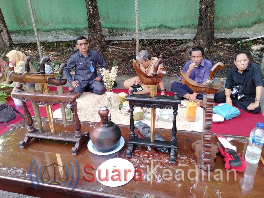 Lestarikan Budaya, Setahun Sekali Keris Pusaka Blora Di Jamas