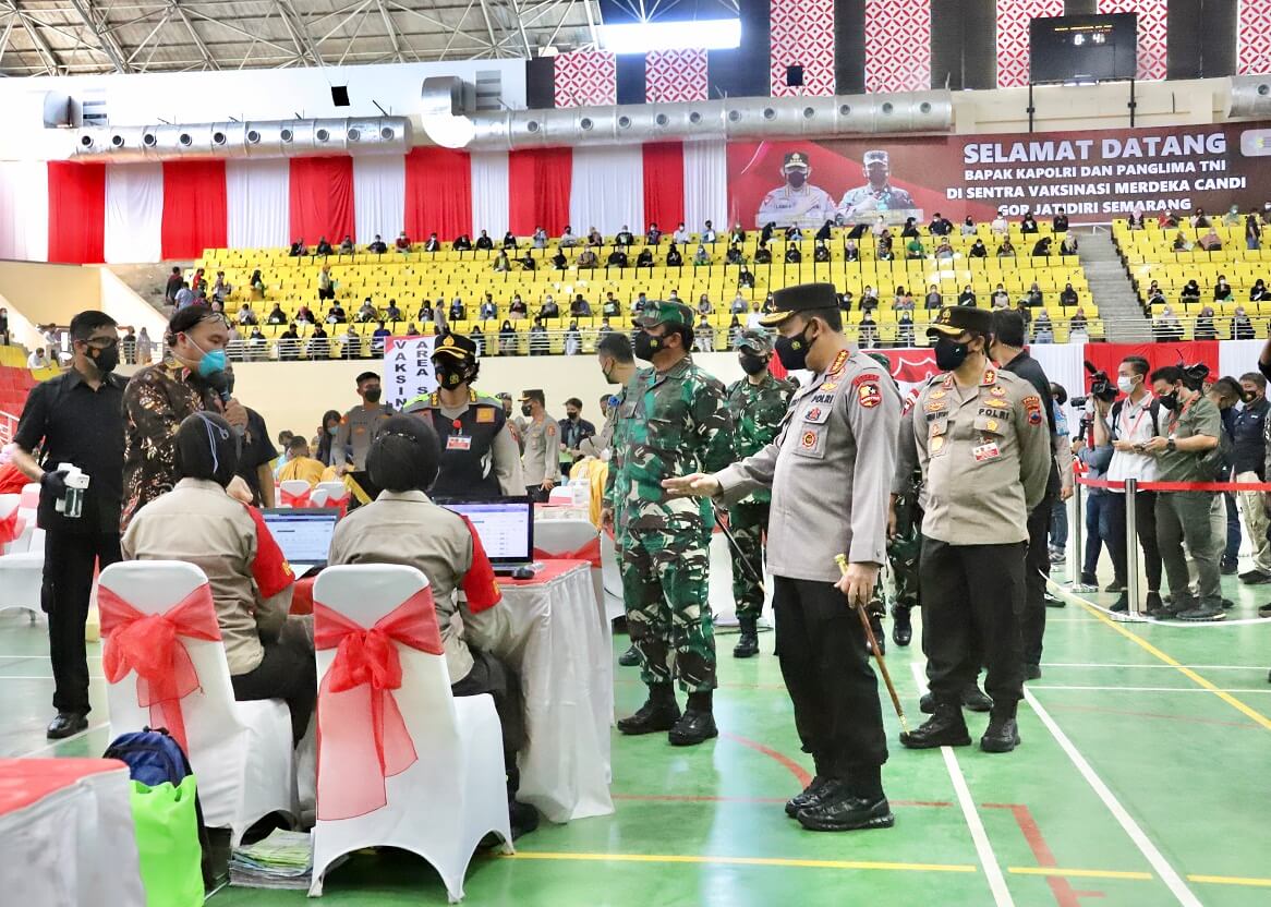 Kapolri Minta Momentum HUT RI Jadi Spirit Percepat Vaksinasi