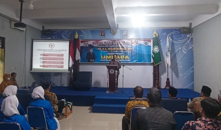 Mujib Rohmat Ajak Civitas Akademika Umkaba Amalkan Nilai 4 Pilar Kebangsaan