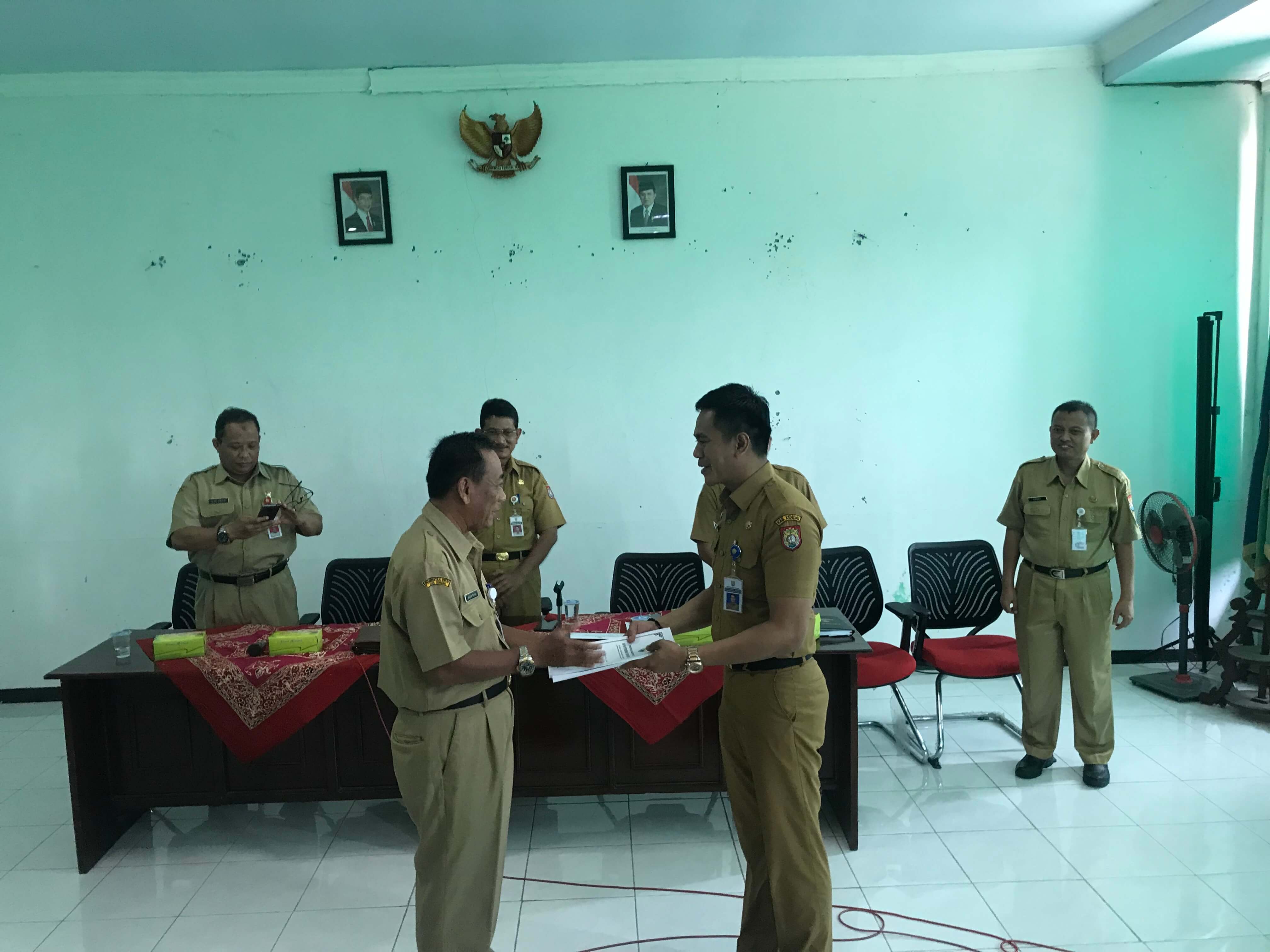 Kabag Umum Plt Kadisdik Gantikan Agus Rifai Yang Pensiun