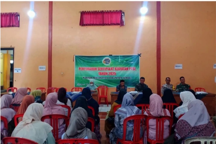 Penyerahan Sertipikat PTSL Tahun 2025 Desa Gondang Kec. Limbangan