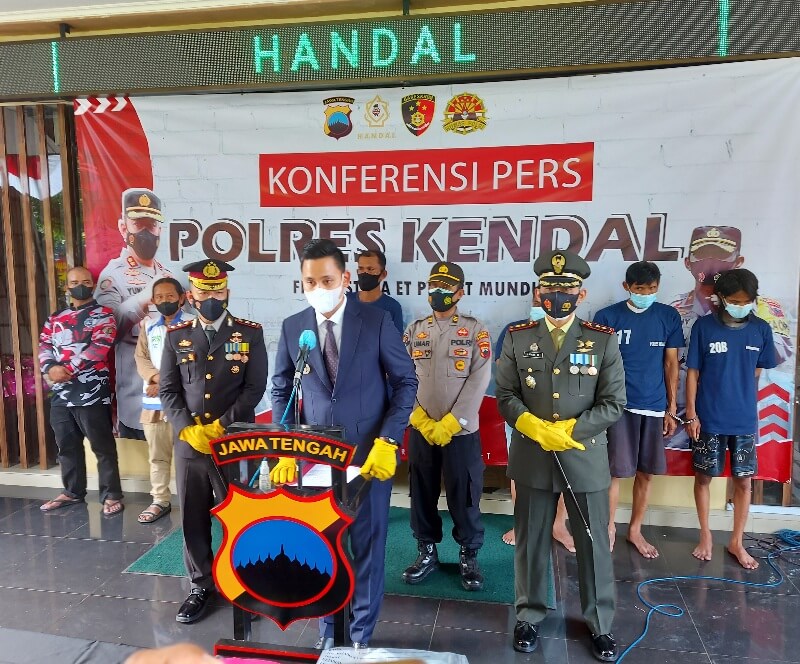 Preman Pungli Pasar Weleri Diciduk, Ngaku Setor Rp 1,5 Juta Perbulan Ke Oknum Dishub