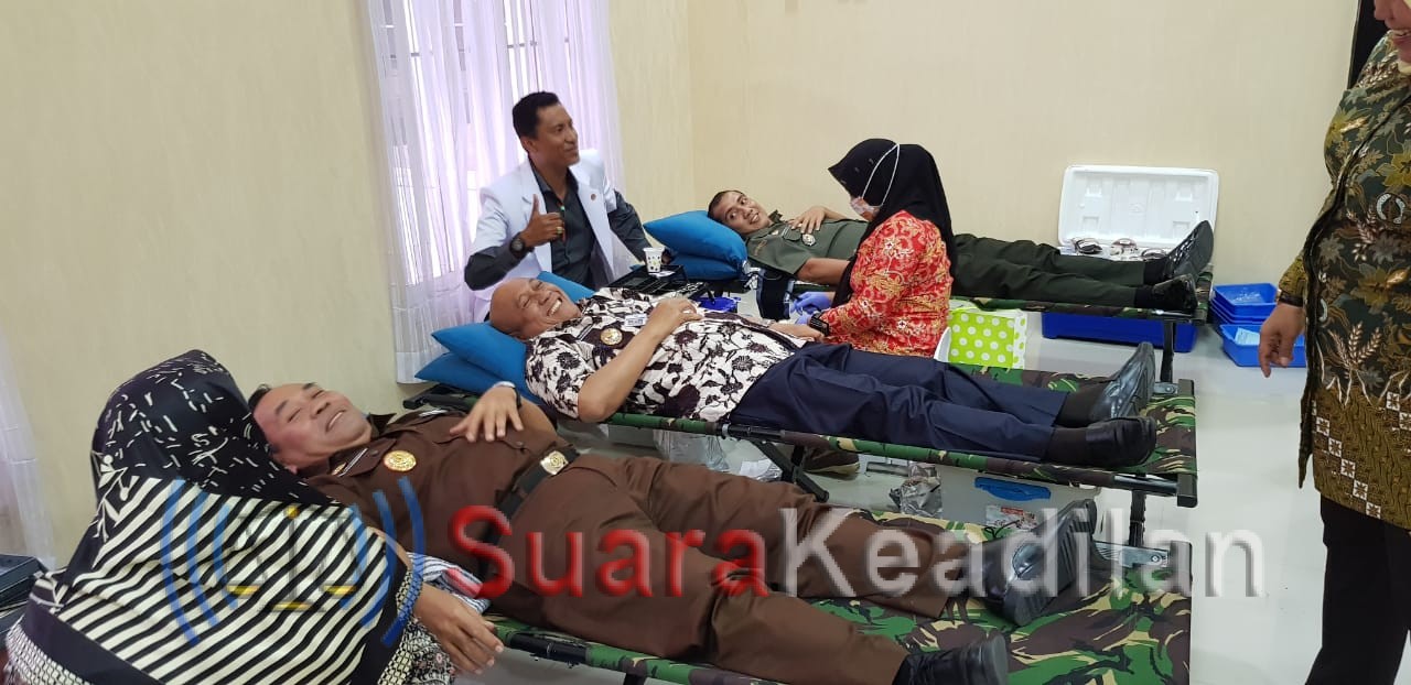 Meriahkan Hari Bakti Adyaksa Ke-58, Kejari Kendal Gelar Donor Darah Hingga Ngontel Bareng