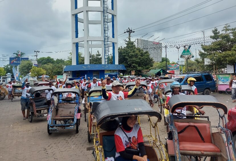 Basoka Gelar Pawai Santri Becak Dukung Ganjar-Yenny