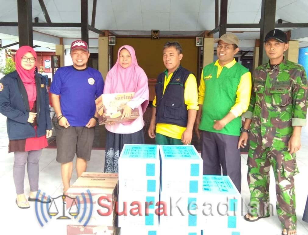 Karang Taruna Batang Salurkan Logistik Ke Pengungsi