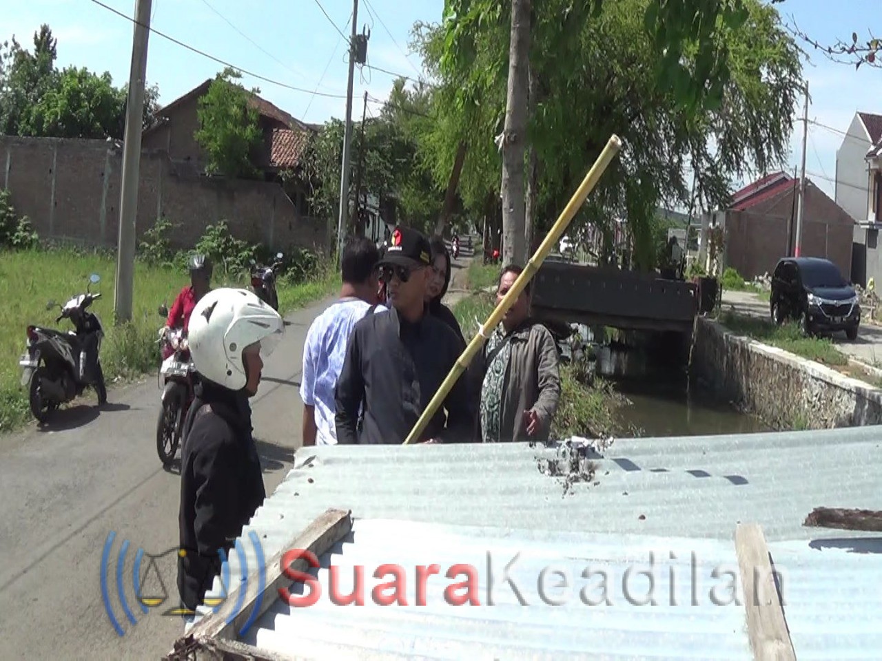 Bendera PKS Dibakar Orang Tak Dikenal