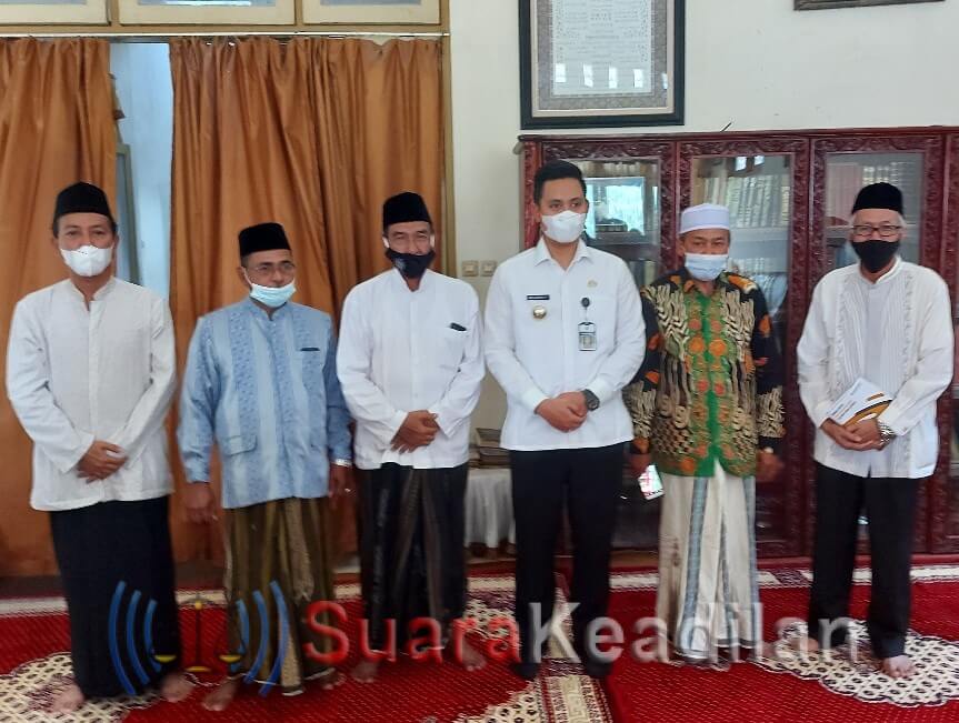 Syukuran Pelantikan, Kiai Khos Minta Bupati Peka Masukan Masyarakat