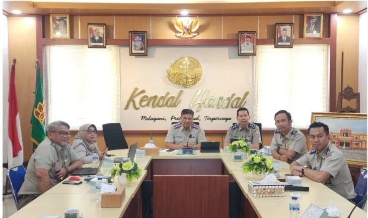 Kantah Kendal Hadiri Monev Kinerja Oleh Kakanwil BPN Provinsi Jawa Tengah Secara Daring