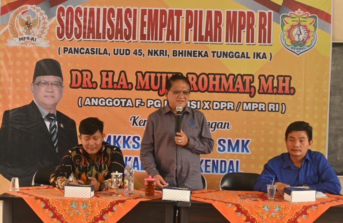 Mujib Minta Guru Jadi Garda Terdepan, Penjaga Empat Pilar Kebangsaan