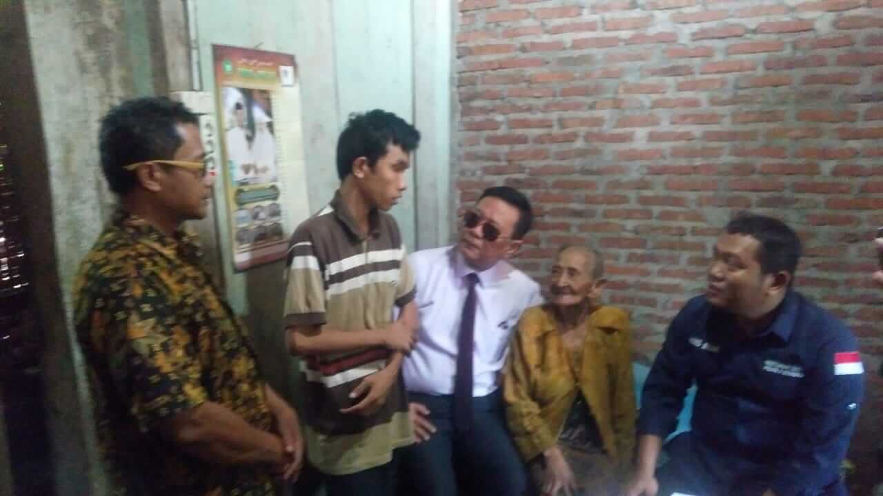 PWI Kendal Santuni, Wartawan Korban Kecelakaan Hingga Nenek Jompo