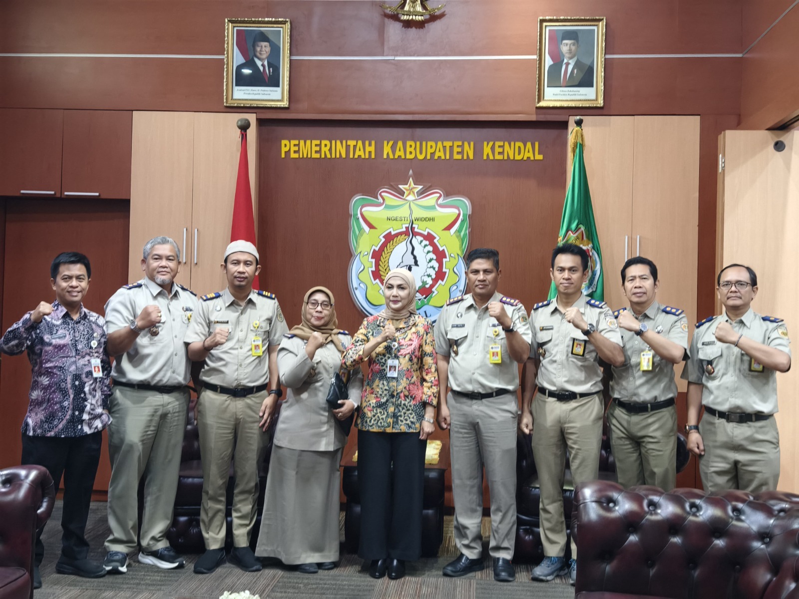 Kepala Kantor Pertanahan Kab. Kendal beserta jajaran bersilahturahmi dan bersinergi dengan pemerintah Kabupaten Kendal)