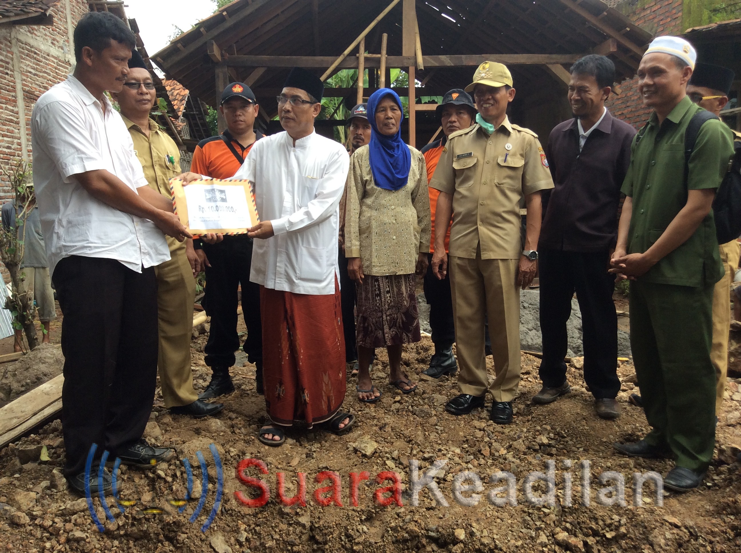 PCNU Kendal Bangun Rumah Korban Bencana Banjir